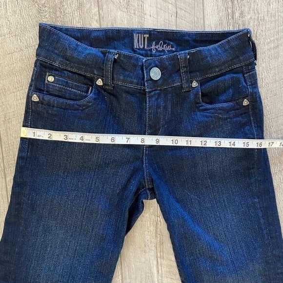 Kut From The Kloth Size 2 Bermuda Shorts Blue Demin Wide Hem - Picture 2 of 11